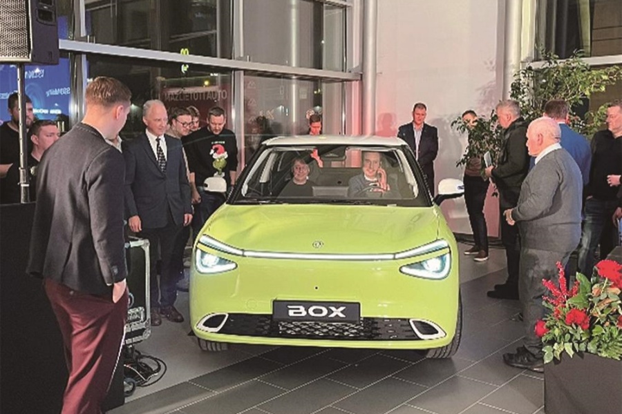 1396me皇家世界汽车产品加速赴海外上市